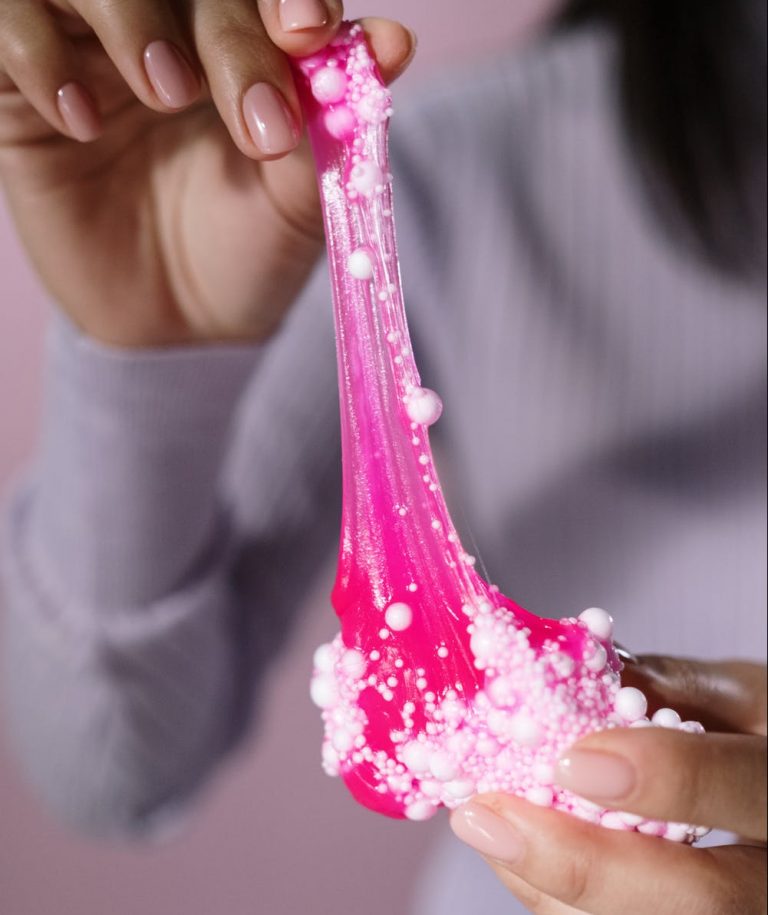 Knutselen voor kinderen met foamclay HobbyWorld