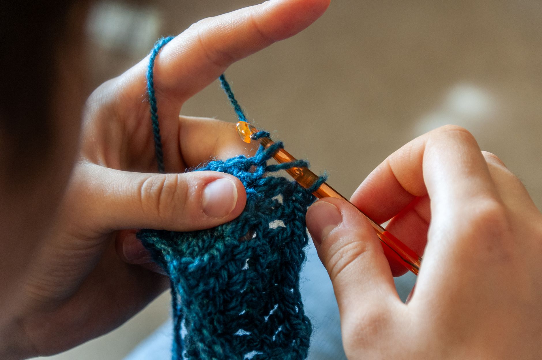 Haken voor beginners: wat je nodig hebt en hoe je begint